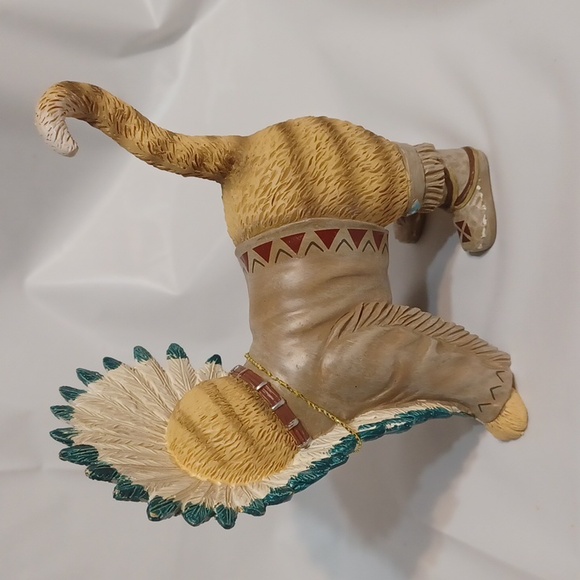 Hamilton Collection "Chief Runs with Paws 🐾 - Picture 2 of 9